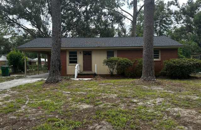 Very spacious 3bed/1bath home! photos photos