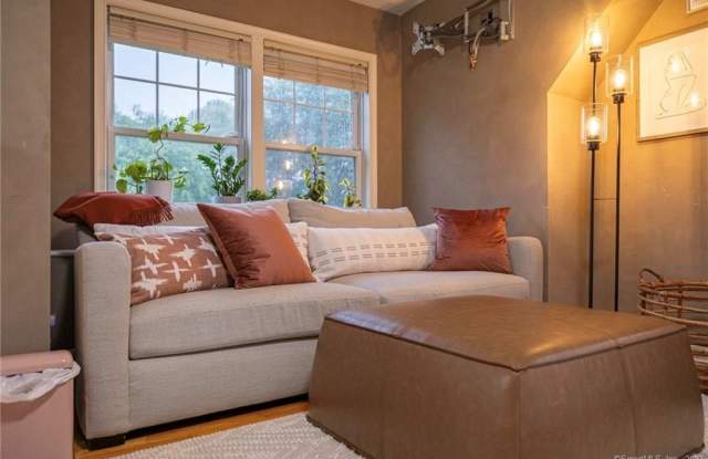 160 Glenbrook Road unit: 1A - 160 Glenbrook Road, Stamford, CT 06902