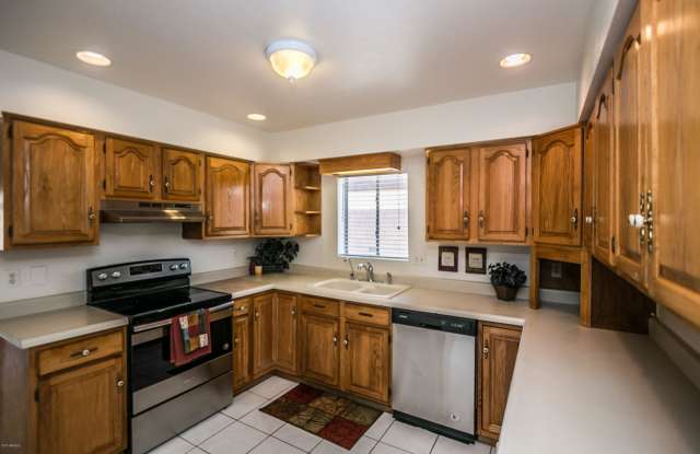 727 N Cholla -- Gallery 4