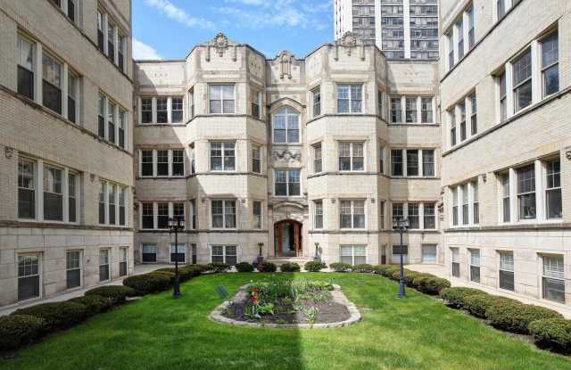 816 W Sunnyside Avenue photos photos