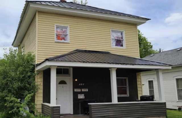 712 North 8th Street photos photos