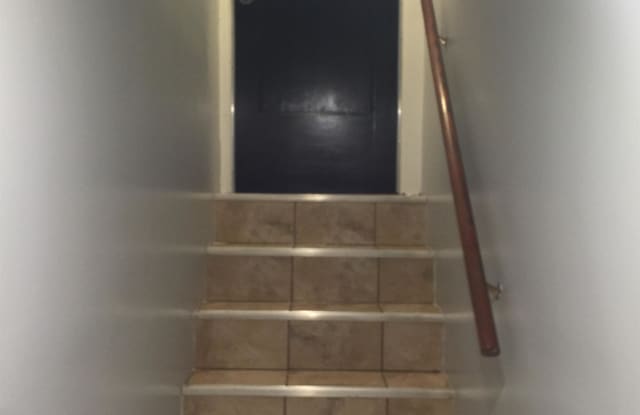 9045 S. Laflin St., Apt. 4 - 9045 S Laflin St, Chicago, IL 60620