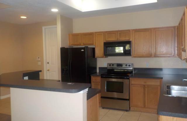10320 SW Stephanie Way Gallery 2