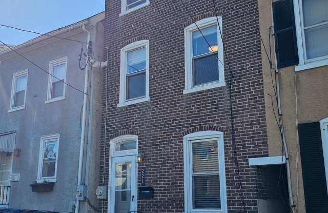 221 W 6TH Avenue - 221 West 6th Avenue, Conshohocken, PA 19428