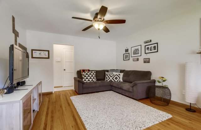 6215 Dixie Dr Gallery 3