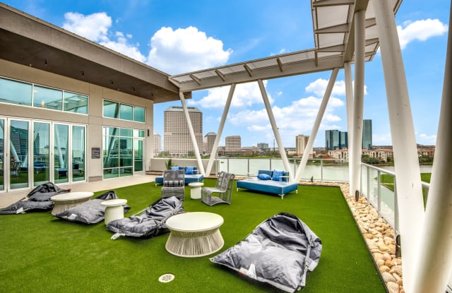 Lumen - Apartment & Townhomes Gallery 2