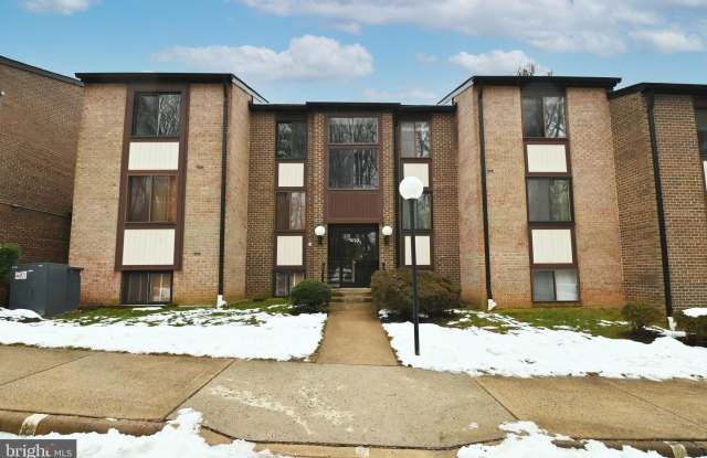 9723 KINGS CROWN COURT - 9723 Kings Crown Court, Oakton, VA 22031