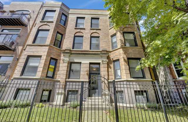 3738 N Wilton Avenue photos photos