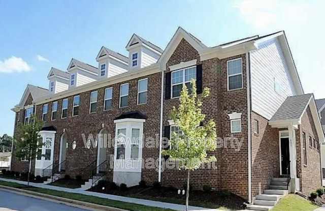 100 Spring Pine lane photos photos