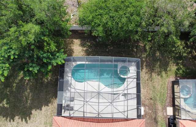 1162 SOLANA Circle Gallery 2