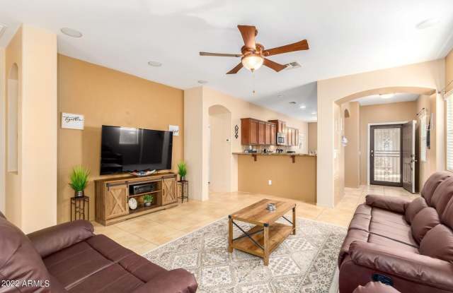 1688 W Corriente Drive (B-Short Term) Gallery 4
