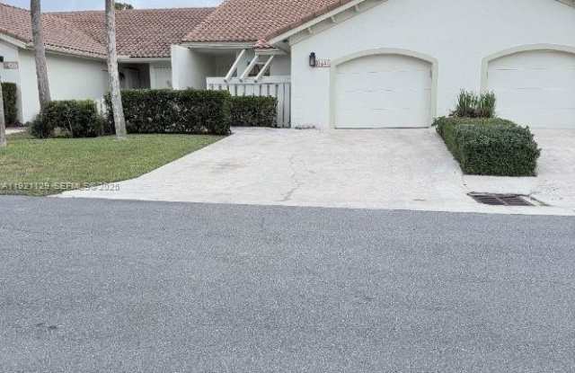 21601 Coronado Ave - 21601 Coronado Avenue, Palm Beach County, FL 33433