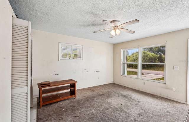838 CORDELE Avenue NW Gallery 4