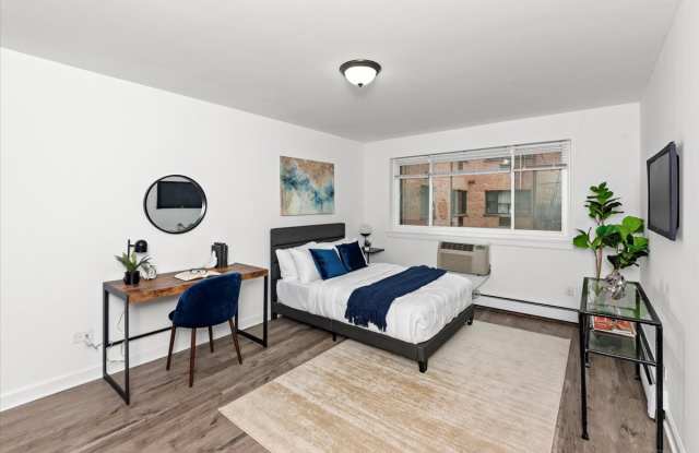 6211 N Kenmore Ave photos photos