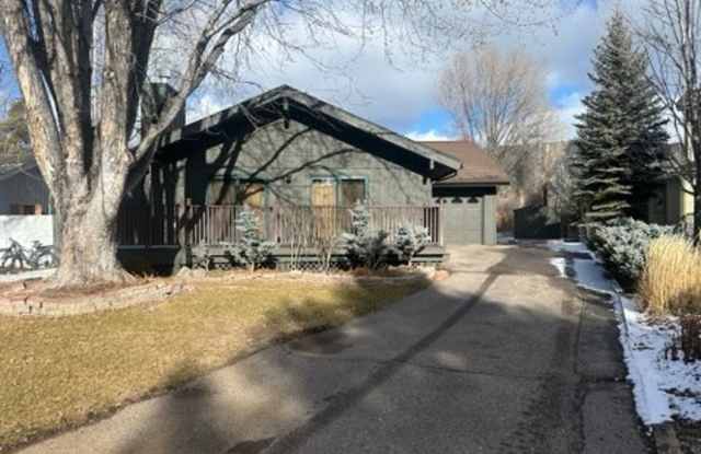 3-Bedroom, 2-Bath Home in Carbondale, CO photos photos