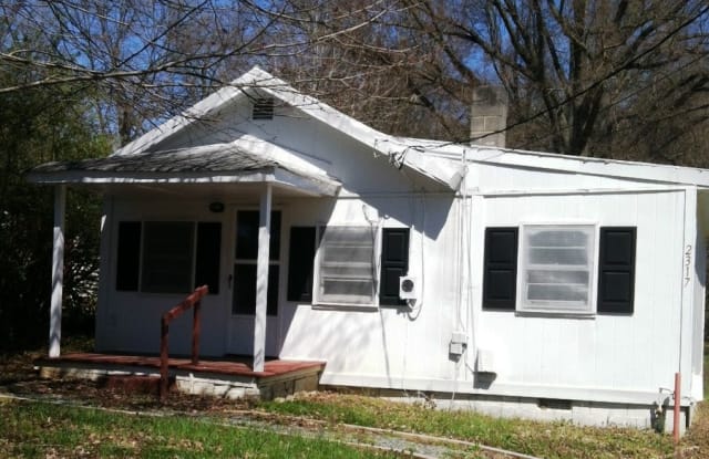 2317 Radiance Dr - 2317 Radiance Drive, Burlington, NC 27215