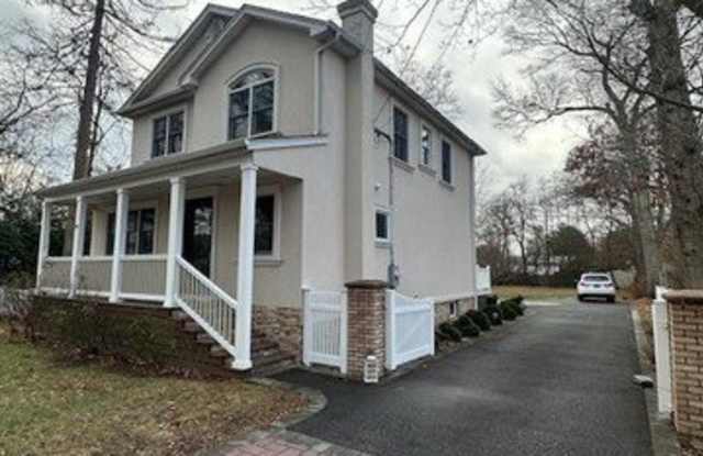 26 Radio Avenue photos photos