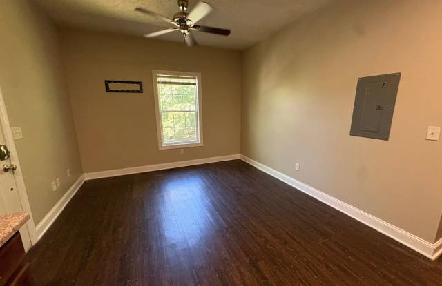526 Dennis Way Gallery 4