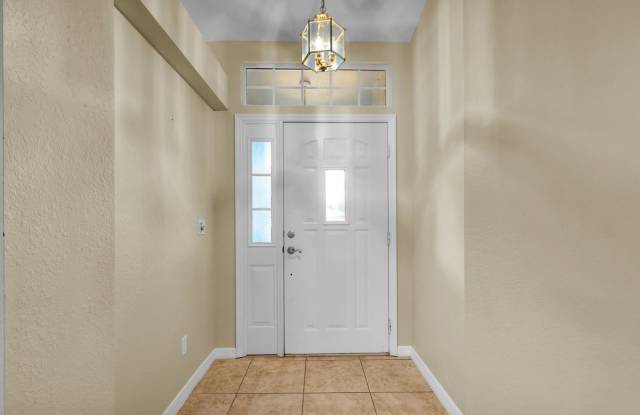 3 Bedroom 2 Bathroom Rental Gallery 3