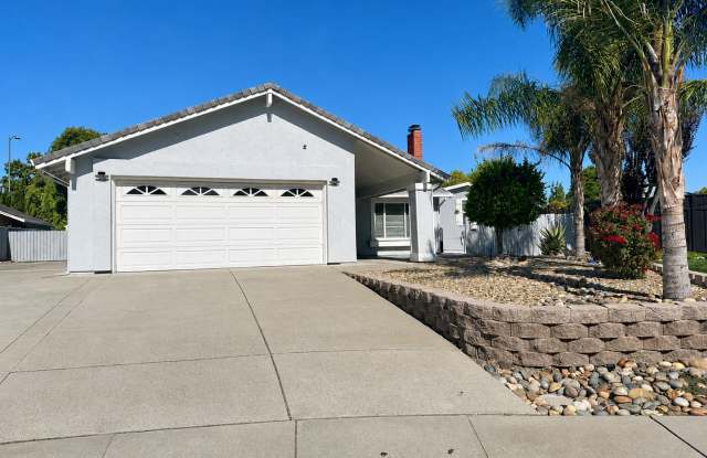 4‑Bedroom Livermore Home with Private Yard Area & Separate ADU Access photos photos 4‑Bedroom Livermore Home with Private Yard Area & Separate ADU Access photos photos
