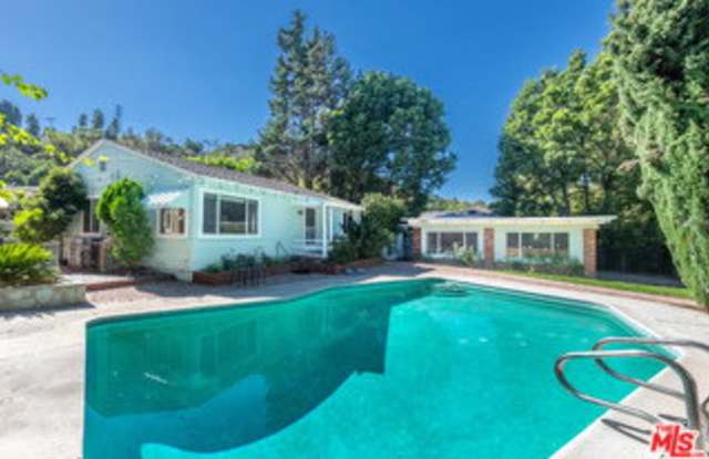 10948 Fruitland Drive Gallery 2