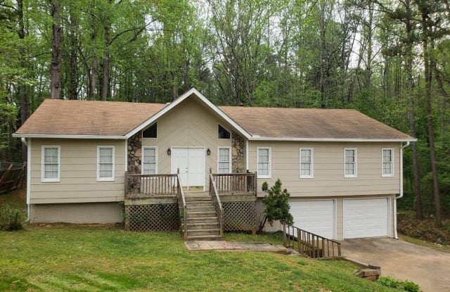 6861 Fairways Dr - 6861 Fairways Drive, Douglasville, GA 30134
