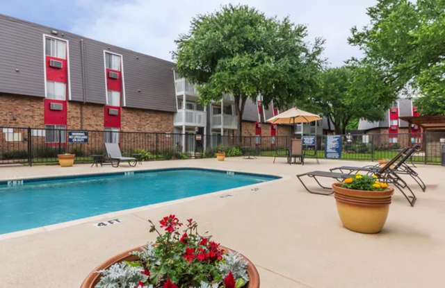 River Bend Apartments Gallery 3