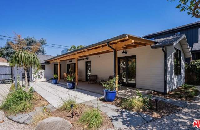 619 E California Ave photos photos