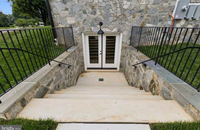 6101 BERKSHIRE DR Gallery 3