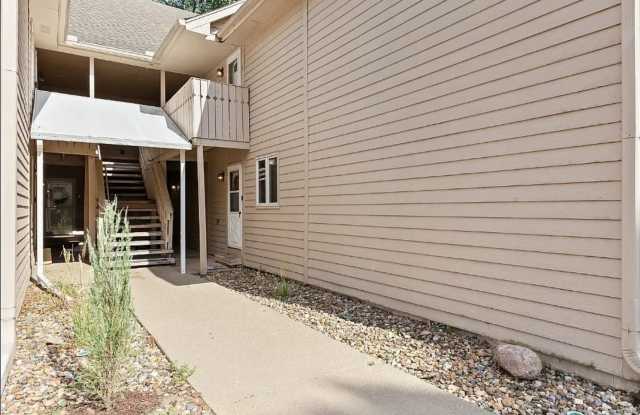 401 Southeast Lowell Drive photos photos