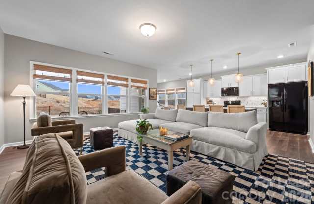 157 Montgomery Place Gallery 3