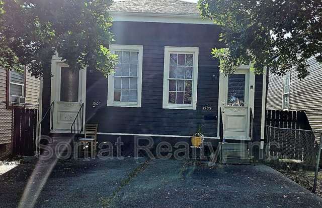 1505 Clouet Street Gallery 1