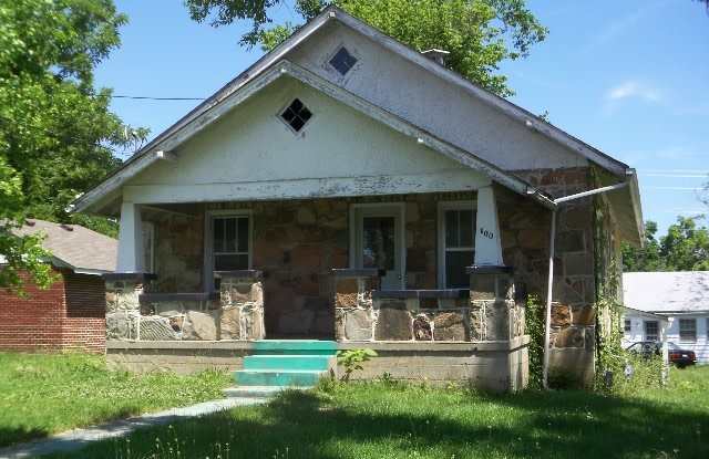 100 W 15th St photos photos