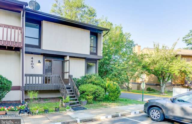 4405 ELAN Court Gallery 3