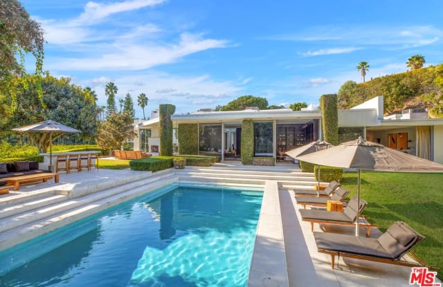 924 North HILLCREST Road - 924 Hillcrest Road, Beverly Hills, CA 90210