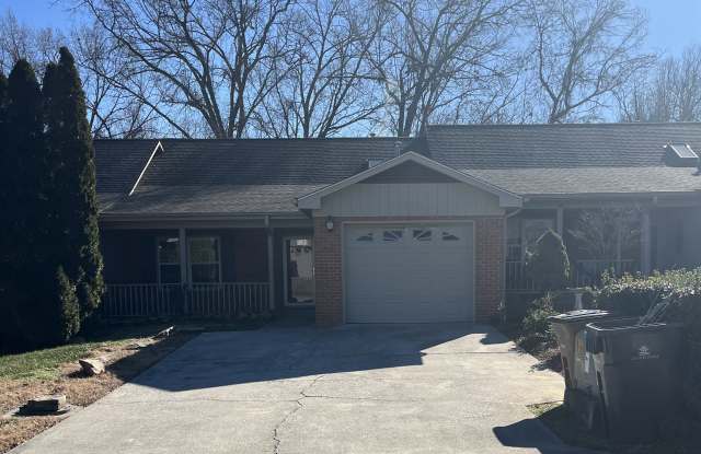 2005 Locarno Drive - 2005 Locarno Drive, Knoxville, TN 37914