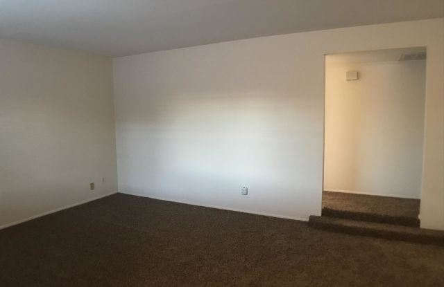 4735 S COUNTRY CLUB Way Gallery 4