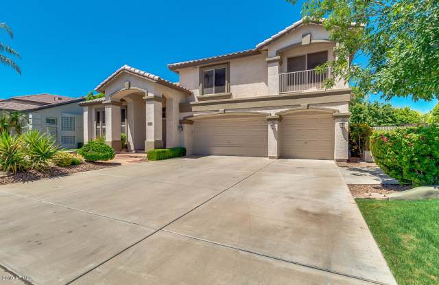 1370 E SAN CARLOS Way Gallery 3