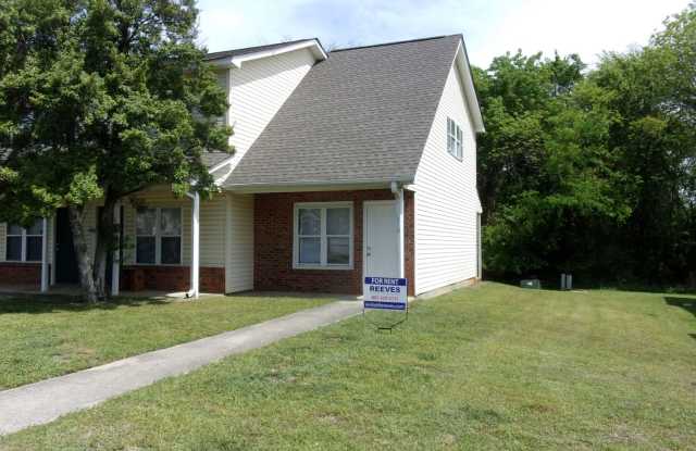 Spacious 1 Bedroom 1 Bath End Unit Townhome photos photos