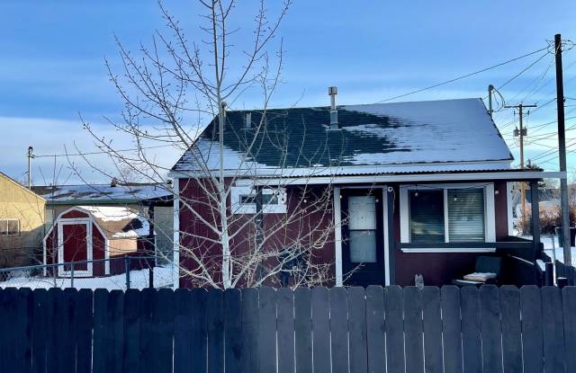 11 10th St NW photos photos