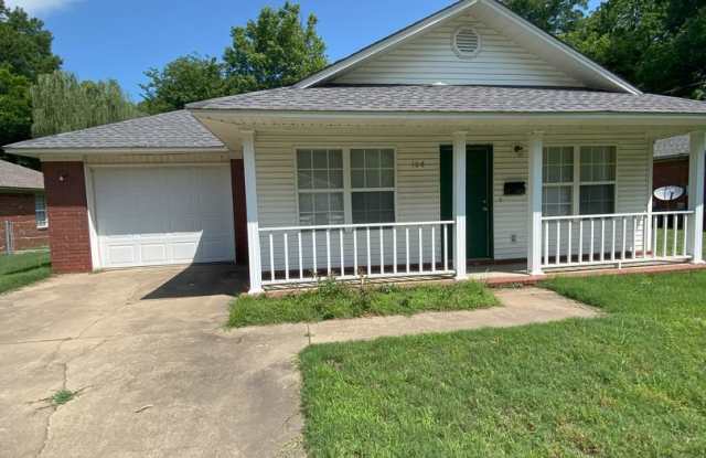 108 Poplar St photos photos
