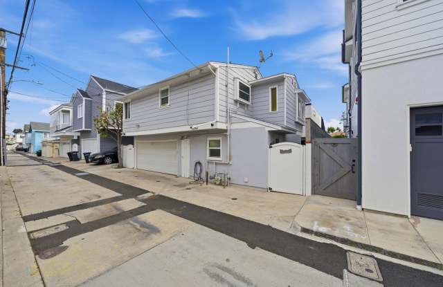Newly Remodeled 3-Bedroom on Balboa Island – Steps from Shops and the Ferry Gallery 4