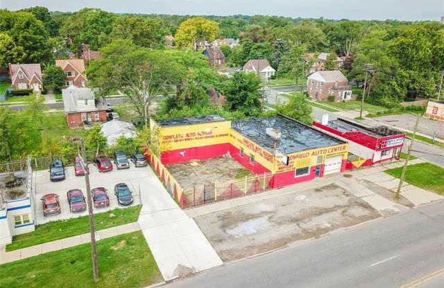 14041 GREENFIELD Road Gallery 4