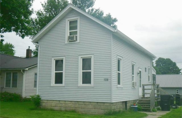 108 Main St - 108 Main Street, Keystone, IA 52249