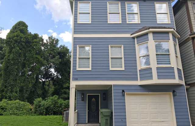 Spacious Three-Story Townhome photos photos
