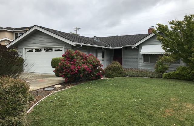 2169 Westchester Dr photos photos