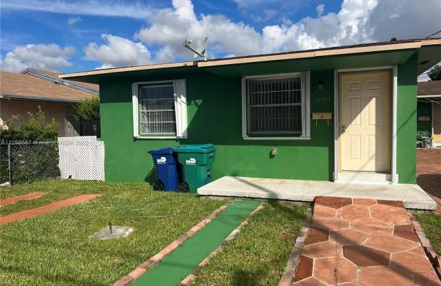 11059 SW 3rd St Gallery 2