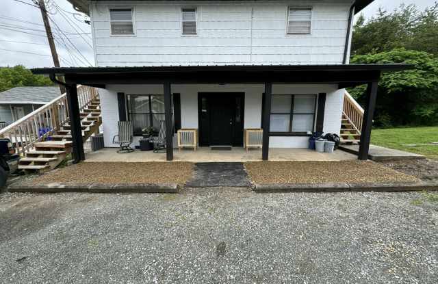 630 Carlock Ave photos photos
