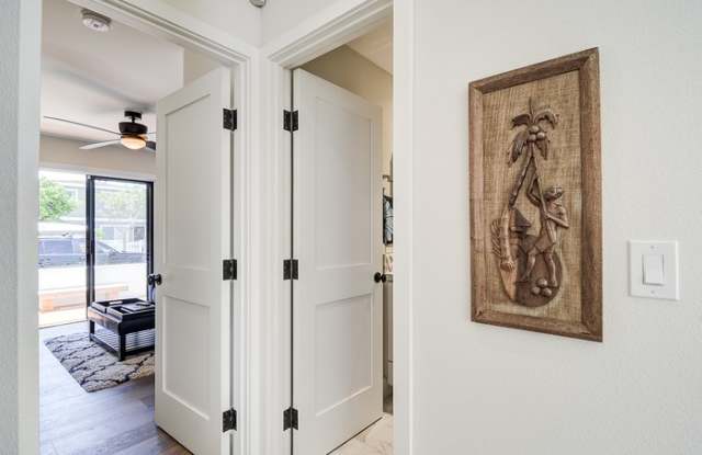 1602 East Balboa Boulevard Gallery 2