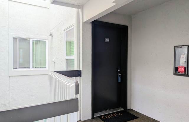 1Bd/1Ba Kenmore Condo photos photos